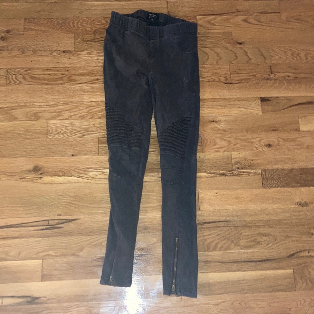 Black Leggings